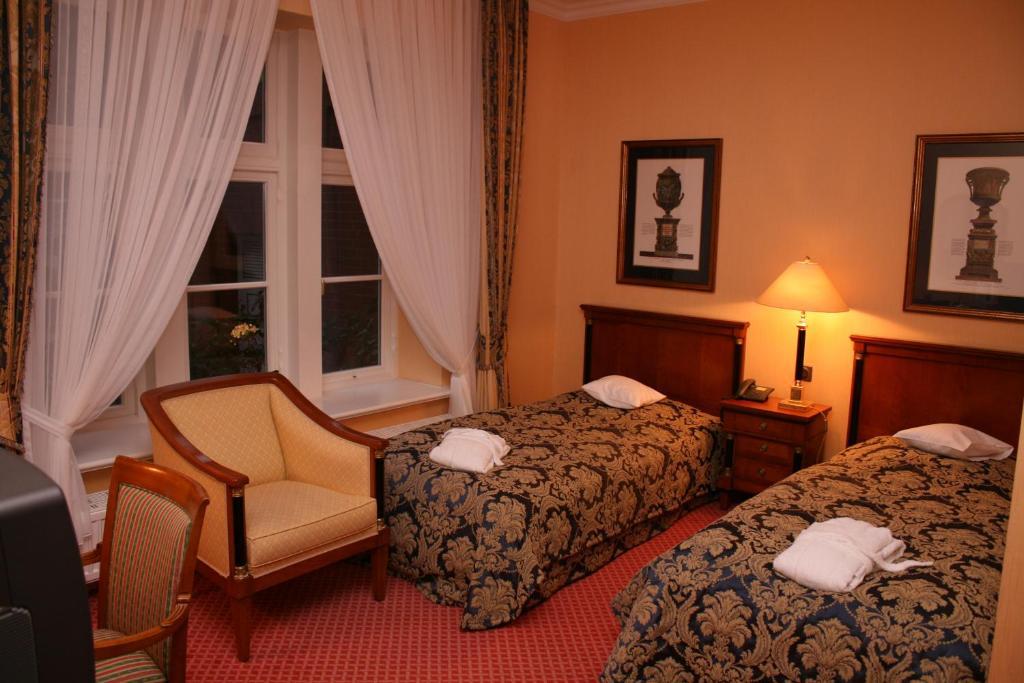 Hotel Altes Gymnasium Husum  Pokój zdjęcie