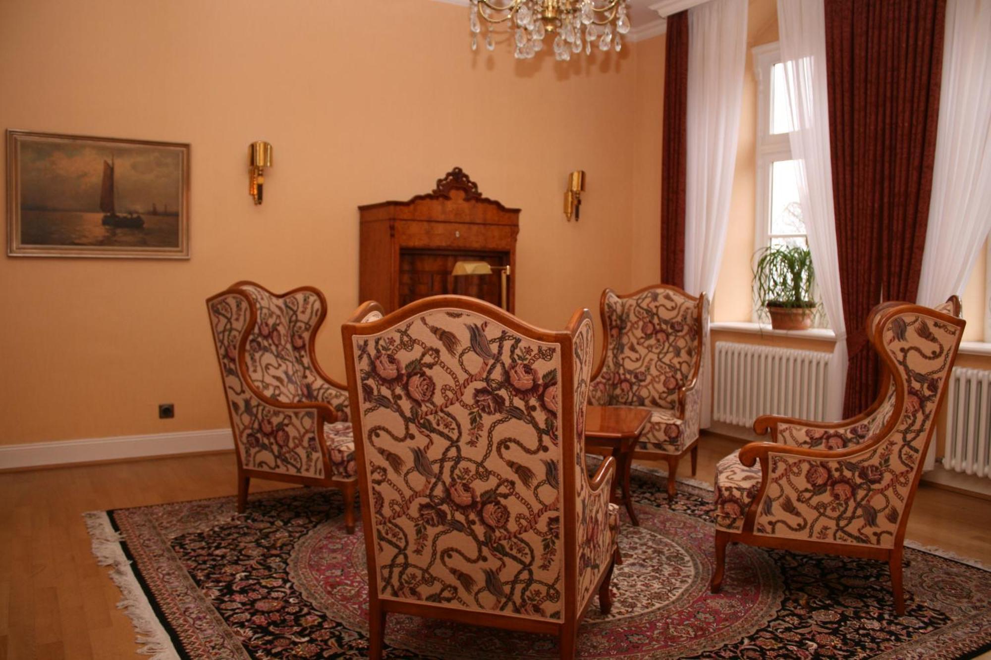 Hotel Altes Gymnasium Husum  Zewnętrze zdjęcie